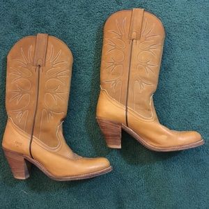 Women’s Frye cowgirl boots EUC